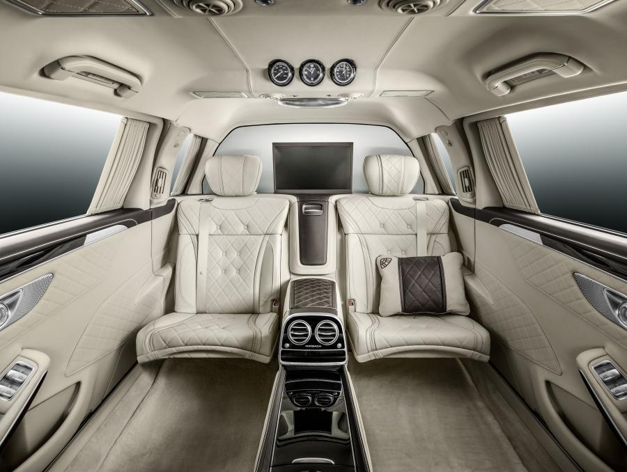  Mercedes-Maybach S600 Pullman 2015 года  (фото 5 из 10)